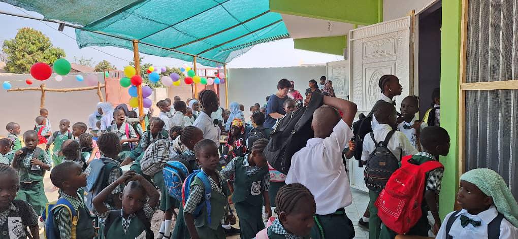 Die Eröffnung der Grundschule in Gambia